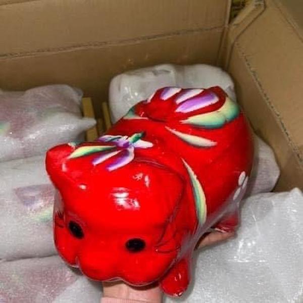 piggy bank - size medium - 2 color ( note: Not guaranteed to break during shipping )