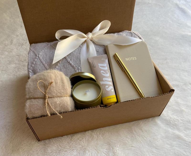 Cozy Fall Gift Box, Self Care Gift Box, Hygge Gift Box, Holiday Gifts, Gift Set For Her Mom, Miss You, Sending A Hug, Gift For Colleagues