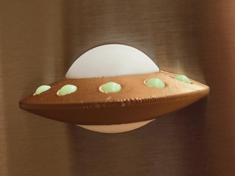 [3-Pack] UFO Fridge Magnet: Glow-in-the-Dark Accents, Cosmic Colors, 3D Printed Art - Alien, Gift Kitchen Decor Nature Magnetic