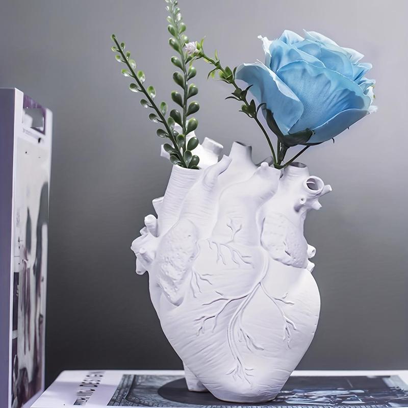 Creative Heart Shaped Resin Vase, 1 Count Heart Shaped Flower Arrangement Vase, Home Decor Ornament for Living Room Bedroom Dining Room