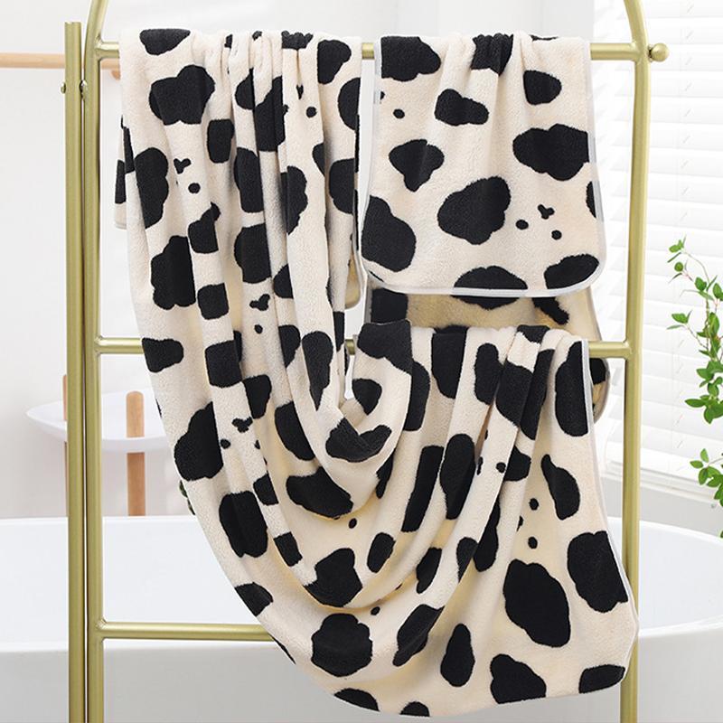 Cow Print Soft Bath Towel, 1 2pcs Comfortable Water Absorbent Bath Towel, Beach Towel for Travel, Outdoor, Swimming