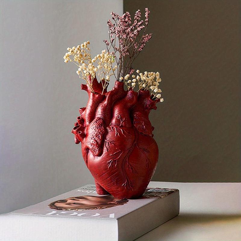 Creative Heart Shaped Resin Vase, 1 Count Heart Shaped Flower Arrangement Vase, Home Decor Ornament for Living Room Bedroom Dining Room