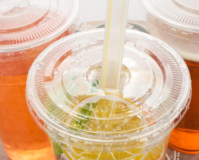 , 24oz-30sets. Clear Plastic Cups with Flat lids with Straw Slot(30Cups + 30lids)