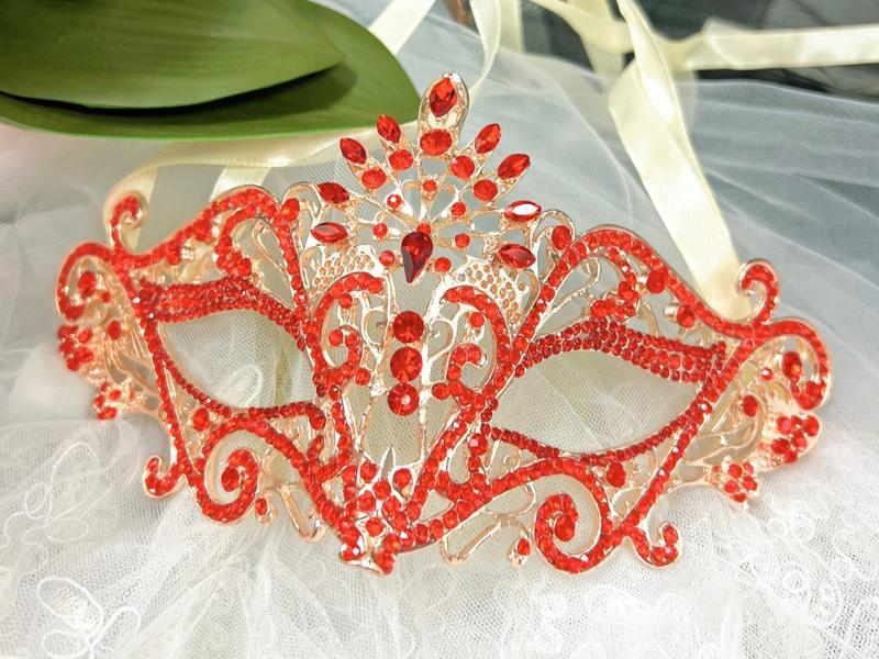 Rhinestone Masquerade Mask Mardi Gras Party New Year Christmas Birthday Masquerade Ball Dance Party Mask Accessories Multicolor