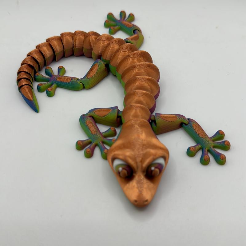 Articulating lizard figurine, decor Nature Decoration