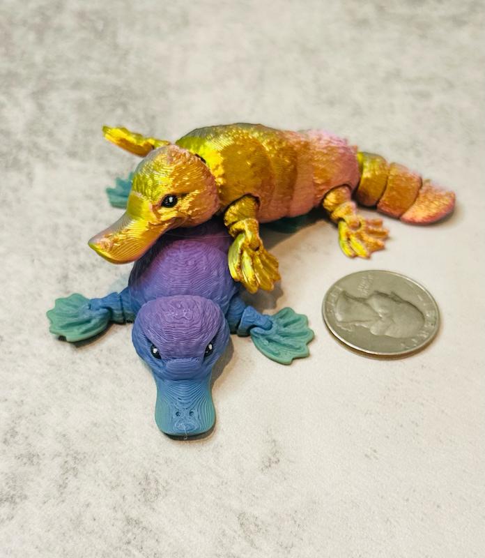 Minis 3D Printed - Fully Articulated - Multicolored Variations - Desk Ornament