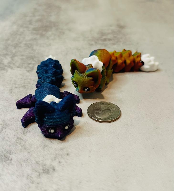 Minis 3D Printed - Fully Articulated - Multicolored Variations - Desk Ornament