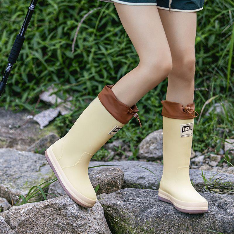 PVC Round-toe Flat-soled Wear-resistant Mid-calf Rain Boots, Lightweight Waterproof And Non-slip Fashionable Rain Boots