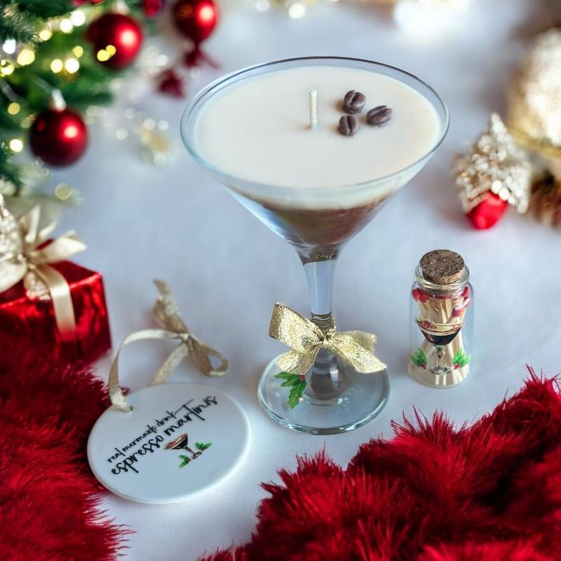 Espresso Martini Candle, Mom Christmas Gift, Holiday Host Present, Espresso Martini Lovers Gift, Gift House Warming, Coquette Christmas Home Decor