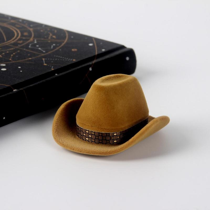 Cowboy Hat Design  Ring Storage Box, 2 Counts Creative Flannelette Jewelry Box, Portable Jewelry Organizer for Home Office Outdoor Travel