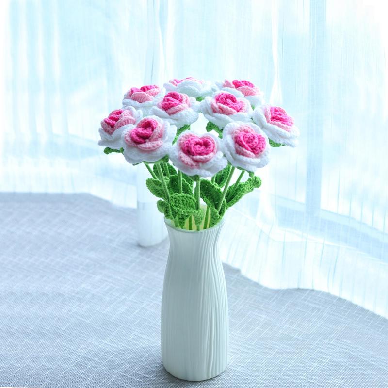 Halloween Artificial Rose Flower Bouquet with 1 Vase & 10pcs Crochet Flower, 11pcs set Fall Decor 2024 Handmade Knitted Flowers & Plants Ornament for Home & Wedding Party Decor, Room Decor, for Halloween Decor, Fall Decor, Home Decor 2025, Men Gifts