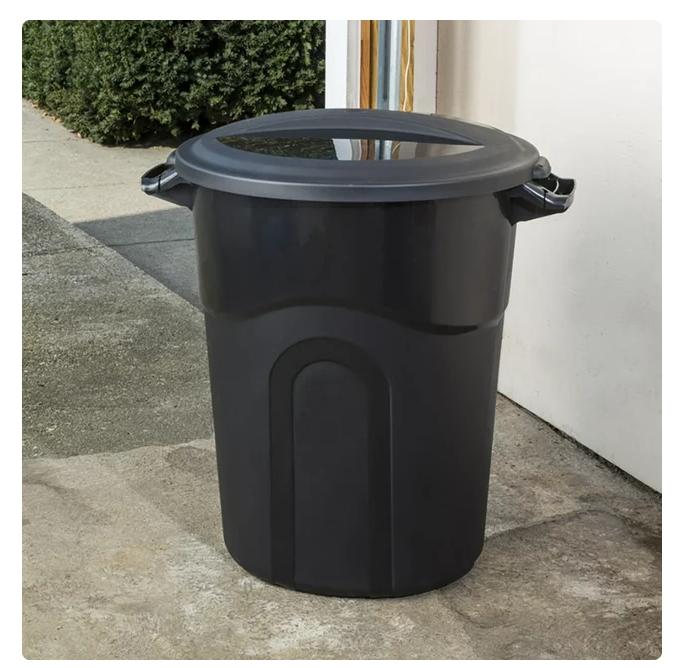 20 Gallon Heavy Duty Plastic Garbage Can, Included Lid, Black