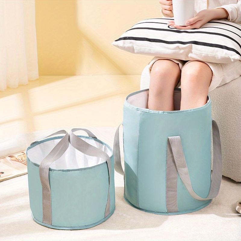 Relax your feet after a long day with this portable foldable foot bath - perfect for traveling and camping!