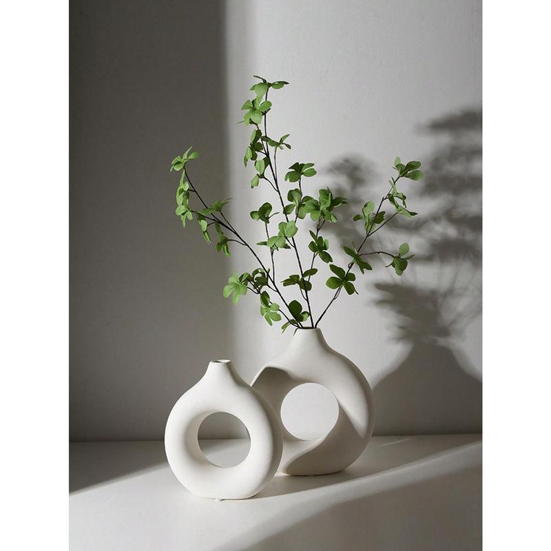 1pc Plastic Donut Shaped Flower Vase, Modern Simplistic Circle Vase Ornament, Ceramic-Like Vase, Creative Home Decor Crafts For Living Room