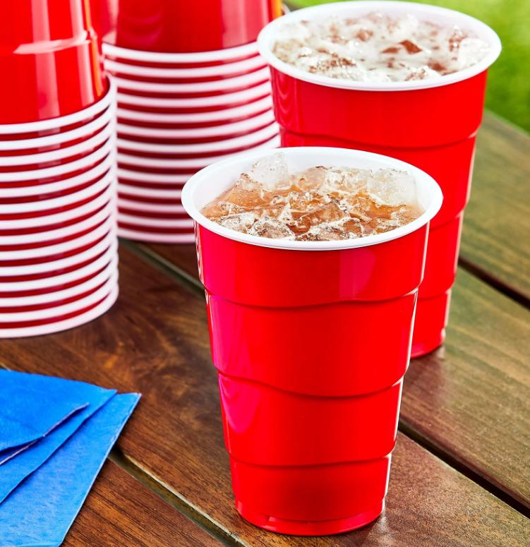 Red Everyday Disposable Plastic Party Cups, 18 oz, 100 Count - Perfect for Parties - Cookware