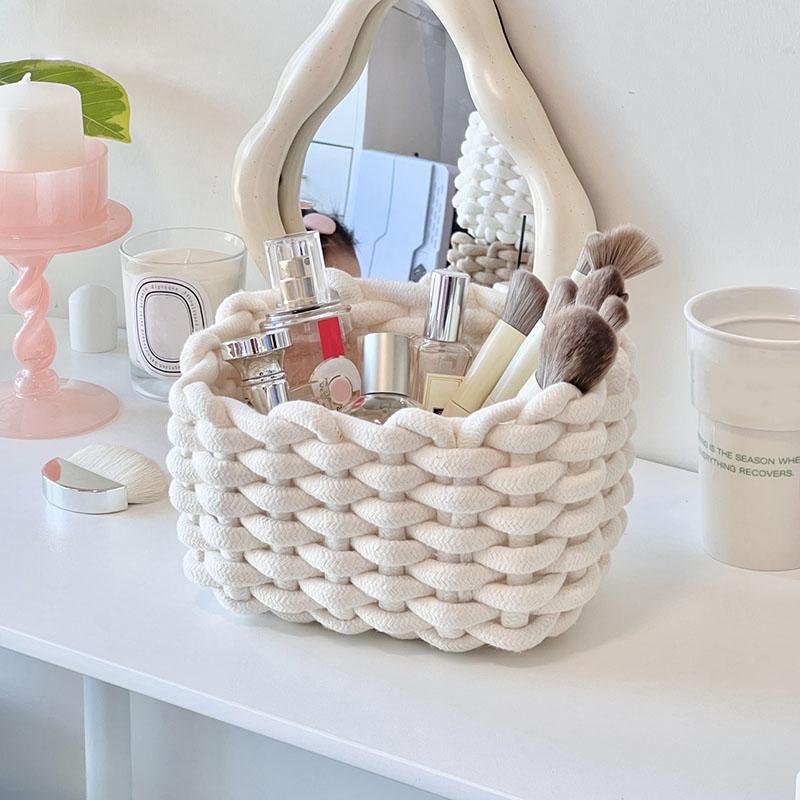 Woven Storage Basket, Portable Handmade Desktop Cosmetics Storage Basket, Home Organizer Rattan Basket  for Living Room Bedroom