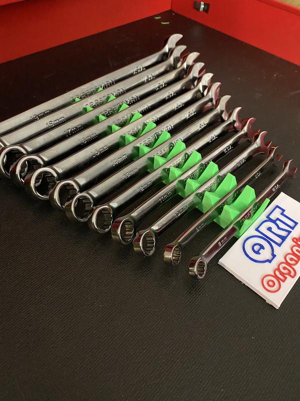 QRT Basic Slanted Wrench Organizer Racks