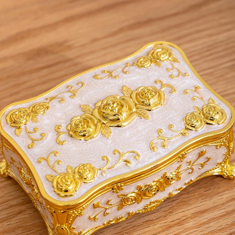 Exquisite Luxury Jewelry Box, 1 Count Mini Magnetic Jewelry Storage Case, Decorative Design Jewelry Organizer for Home Decor