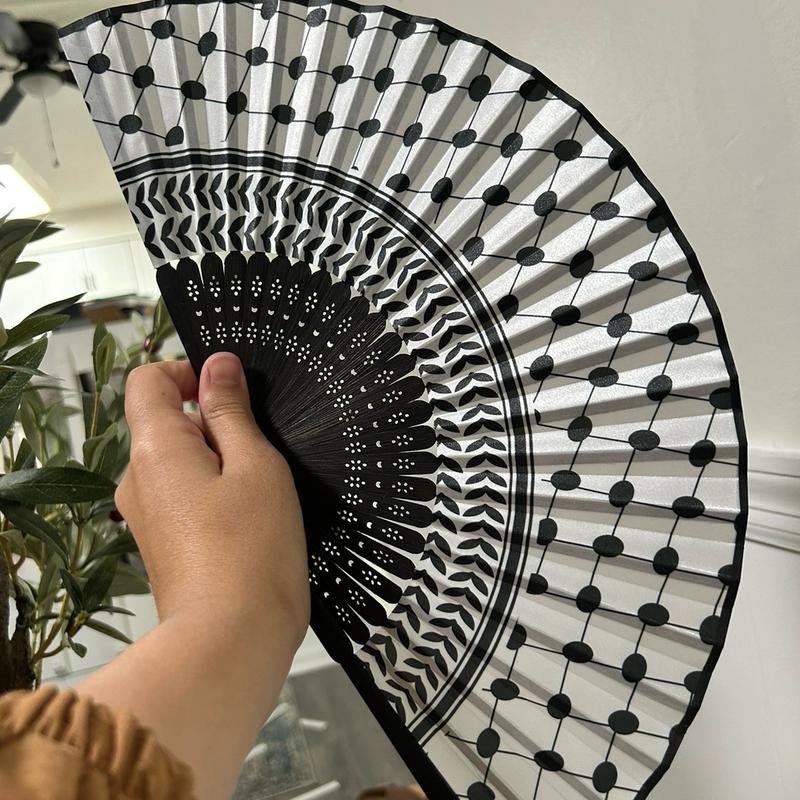 Keffieyeh print hand fan