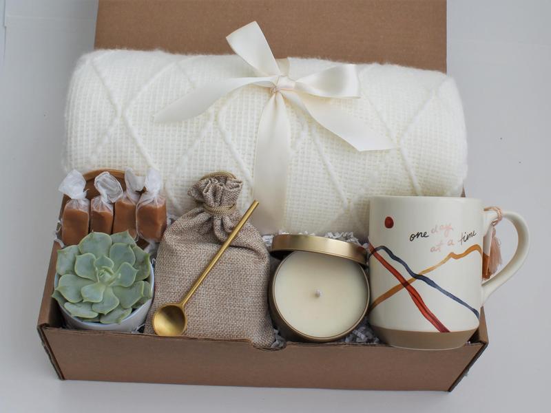 Sending a hug care package, gift box for her, thinking of you, birthday gift box, thank you gift, hygge gift, gift for women, gift for mom